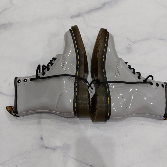 Dr. Martens 1460 Patent Leather Lamper Lace Up Boots Zinc Grey - Picture 4 of 7